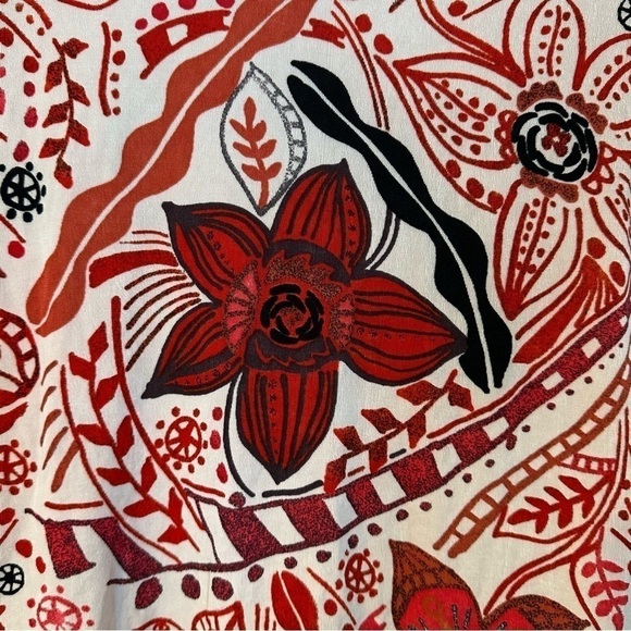 Chico’s Traveler Dhort Floral Short Sleeve Stretchy Top Spandex Vibrant Size S - Picture 6 of 6